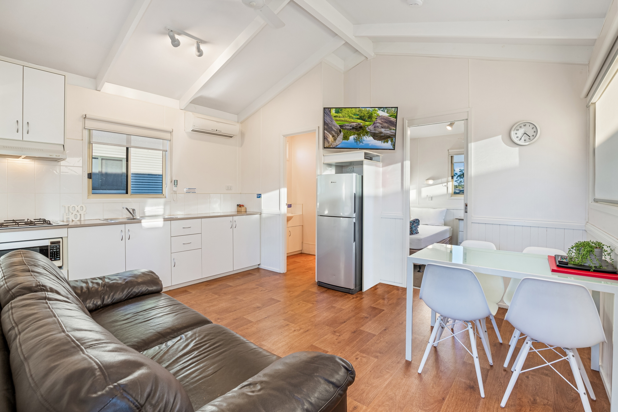 Older Style: Executive 4 Berth Cabin 