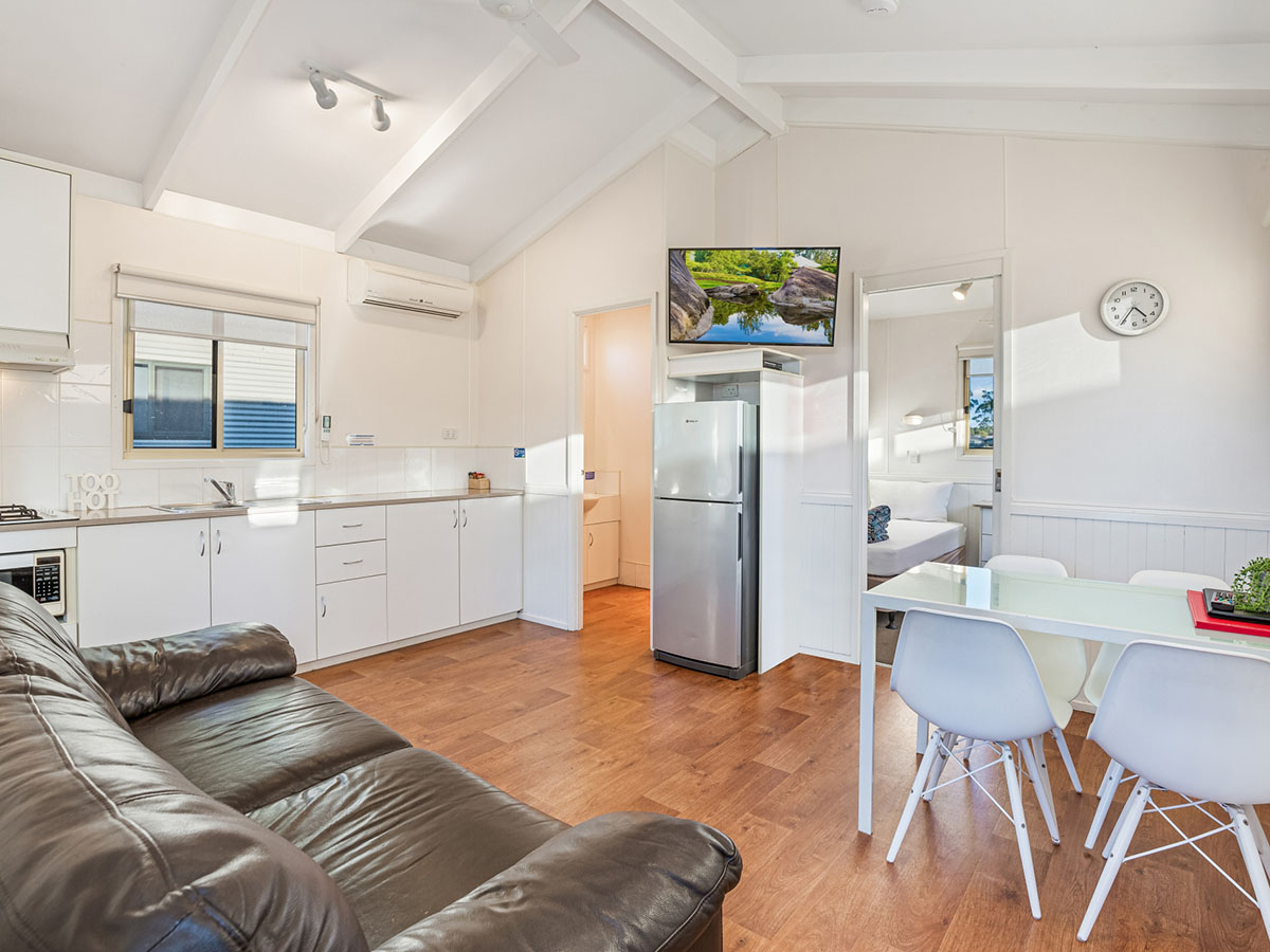 Older Style: Executive 4 Berth Cabin 