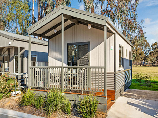 SUPERIOR CABIN (Sleeps 6)